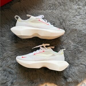 Nike Vista Lite Sneakers Women’s 7 White Platform